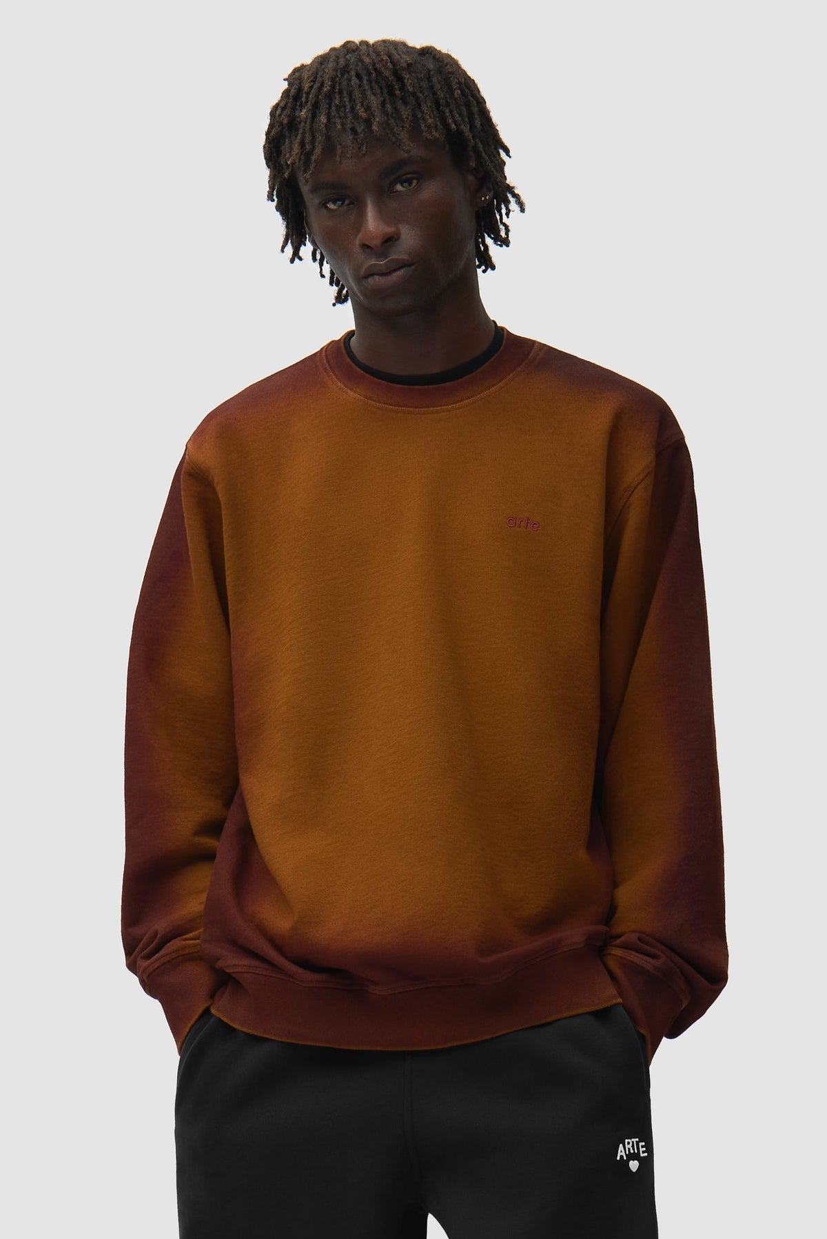 Arte Antwerp Sunfade Crewneck Brown
