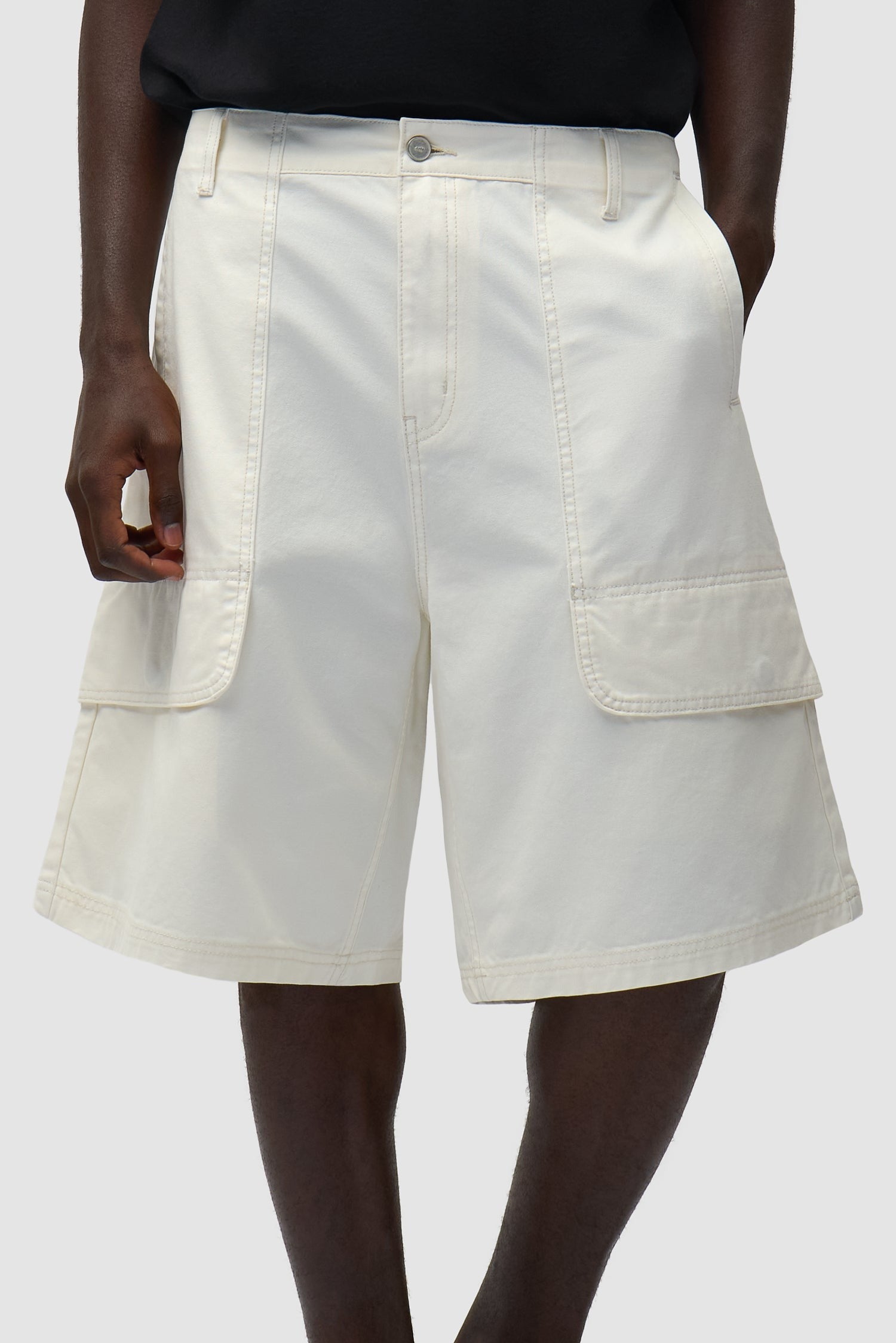 Arte Canvas Cargo Shorts Cream