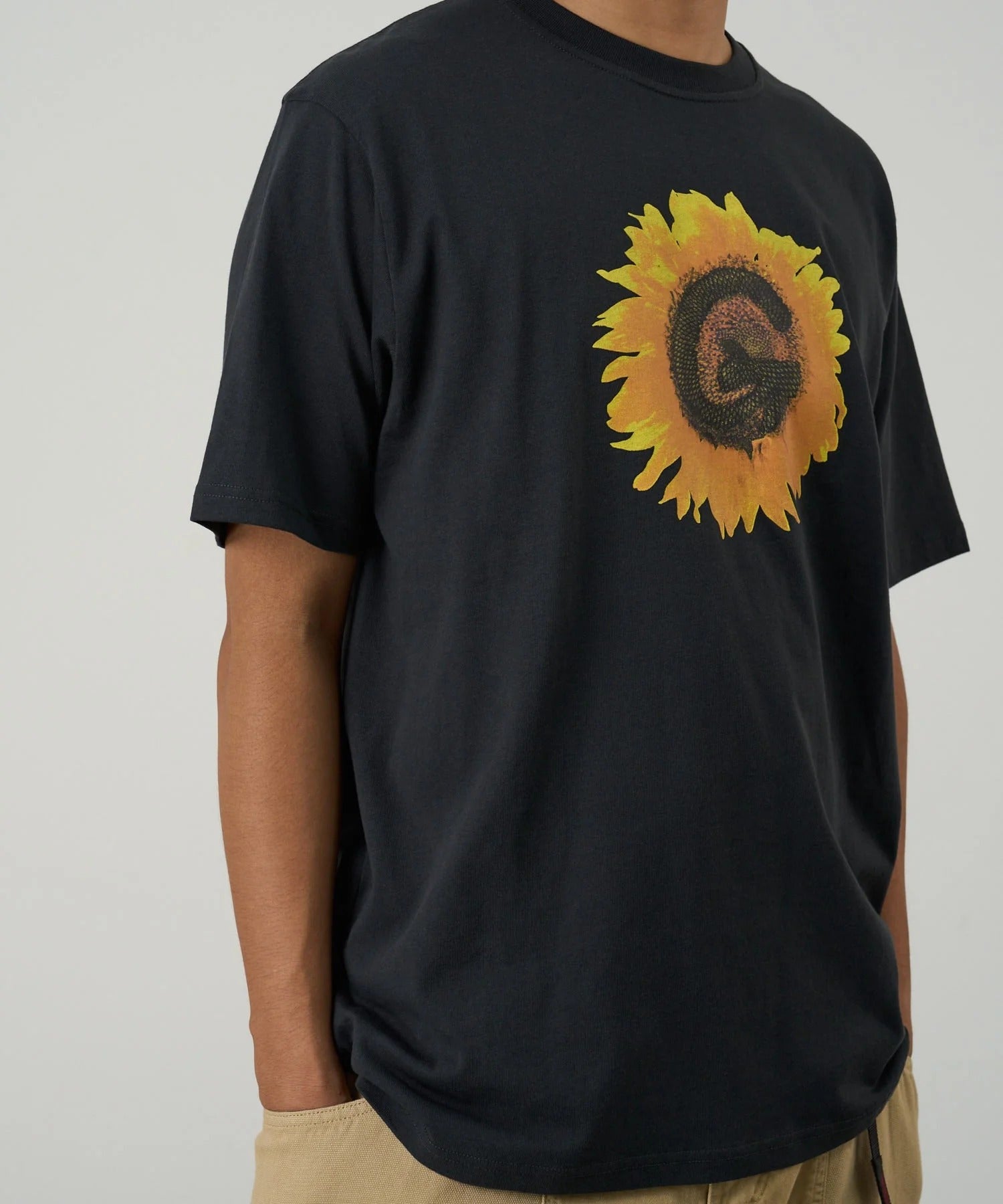 Gramicci G Flower Tee Vintage Black